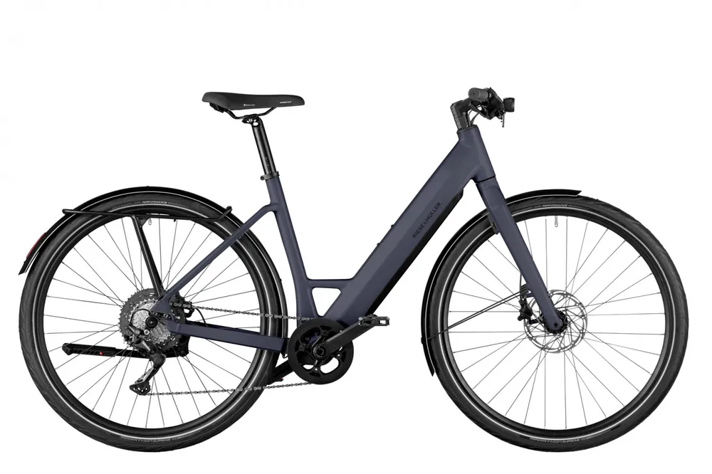 UBN Six touring Online Kaufen