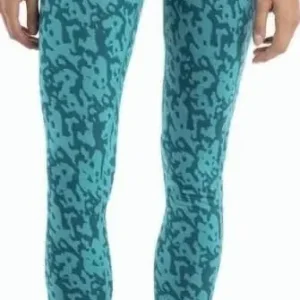 Begrenztes Angebot Women Merino 200 Oasis LS Crewe Macro Forms