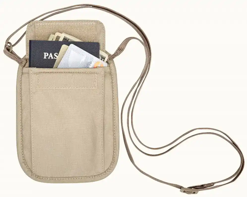 Neue Kollektion Eagle Creek RFID Blocker Neck Wallet - tan
