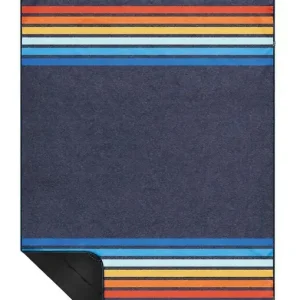 Schneller Versand Rumpl Everywhere Mat Coast Retro Rays