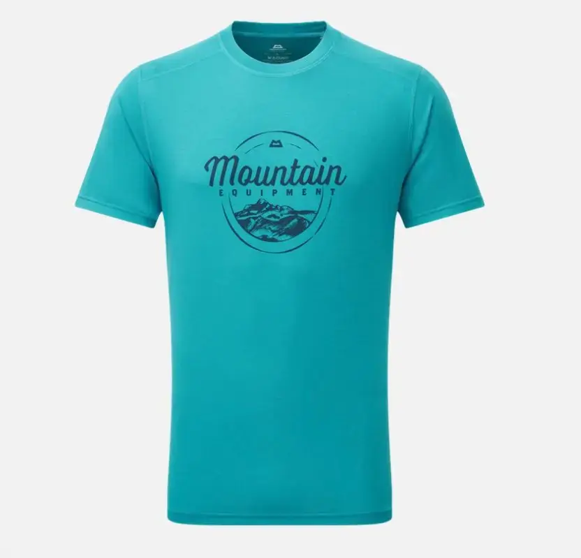 Mountain Equipment Headpoint Script Tee Topaz Neue Kollektion